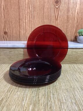 Vintage Anchor Hockey Ruby Red 8” Glass Dinner Plates - Set of 6